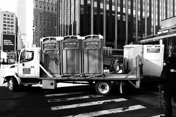 Best Portable toilet rental cost  in Lake Shore, WA